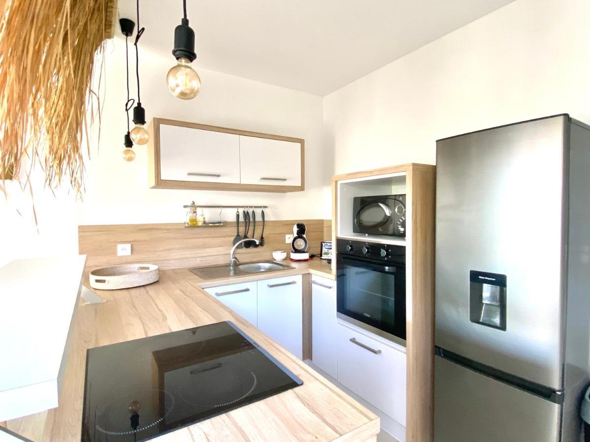 Lestipecheur Fr Villa Grise Avec Piscine Bord De Mer Saint Pierre Εξωτερικό φωτογραφία